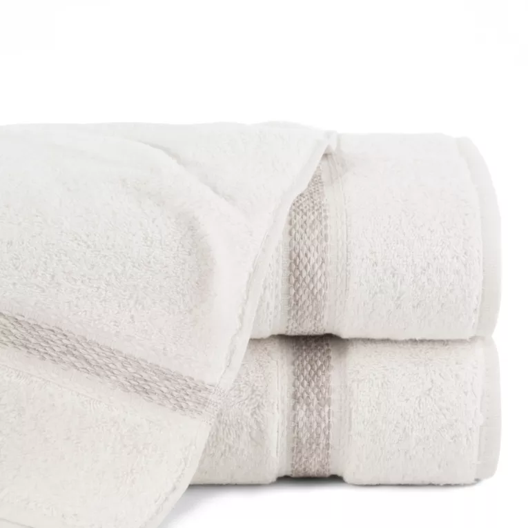 Ręcznik kąpielowy 50x90 cm bawełniany kolor kremowy z delikatną, wąską bordiurą 500 g/m2 ALTEA