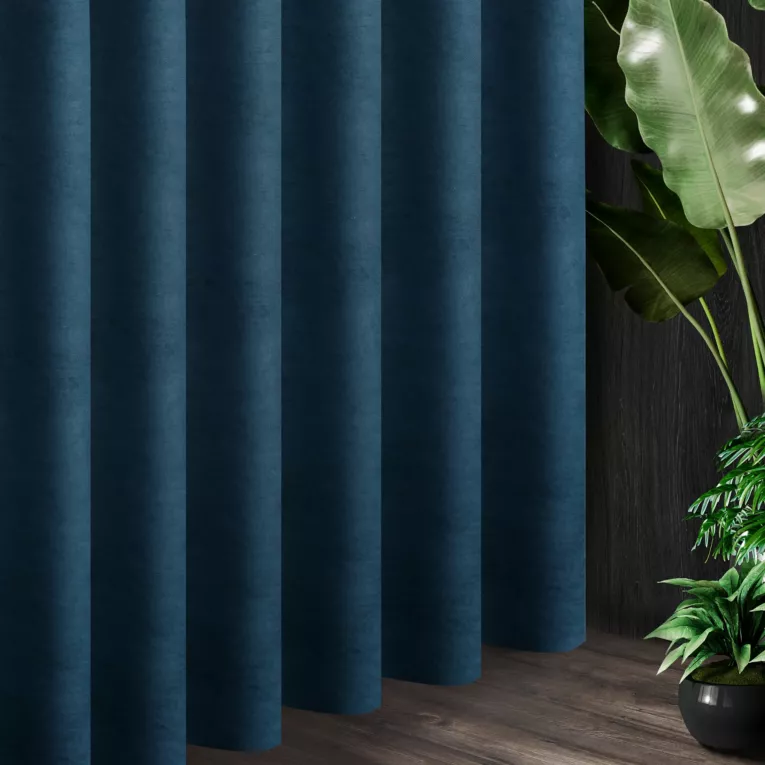 Tkanina zasłonowa o miękkiej, welurowej strukturze