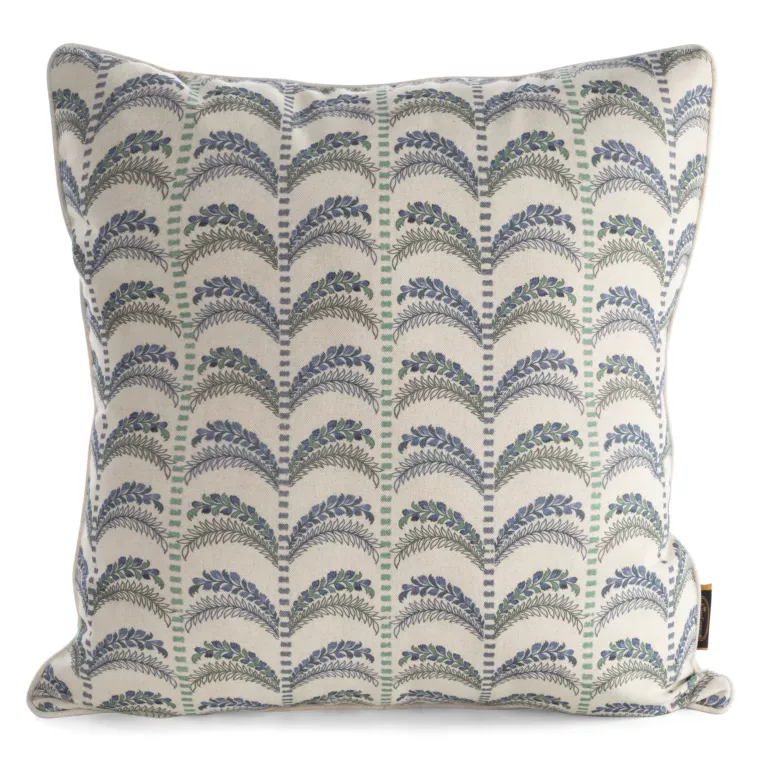 Poszewka na poduszkę 50x50 cm z dodatkiem lnu niebiesko, biała z motywem roślinnym RAMAS - kolekcja SEA SUMMER