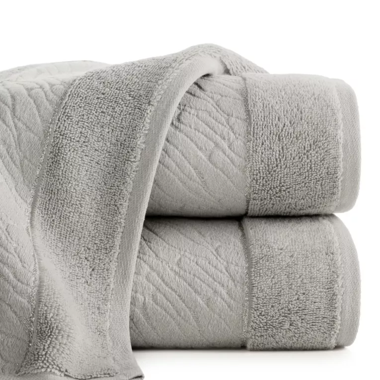 Ręcznik kąpielowy 50x90 cm bawełniany kolor srebrny zdobiony metaliczna nicią 500 g/m2 ROYAL