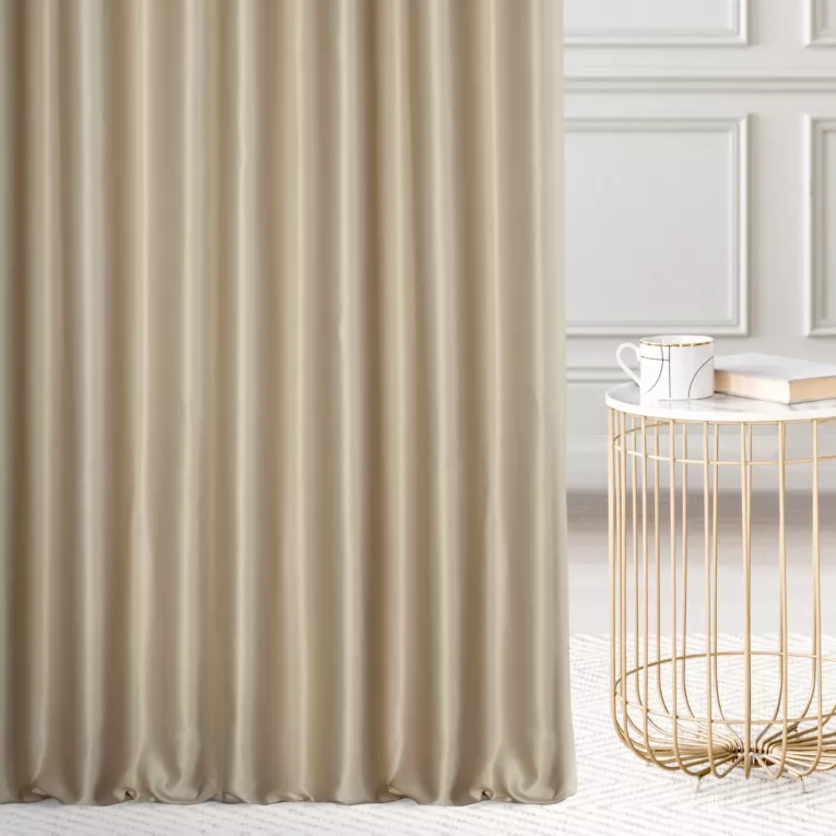 Zasłona szyta na taśmie 5 cm beżowa z jednokolorowej gładkiej tkaniny