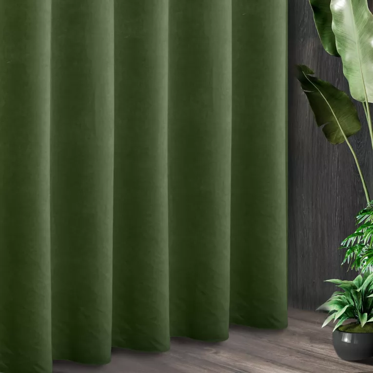 Tkanina zasłonowa o miękkiej welurowej strukturze
