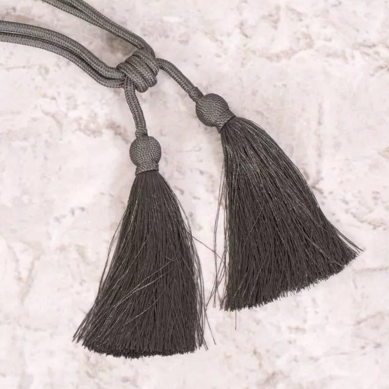 Dekoracyjny sznur do upięć z dwoma chwostami