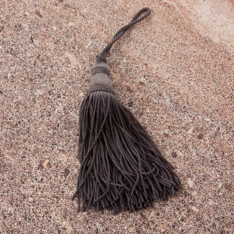 Dekoracyjny sznur do zasłon i firan KLEO upinacz z ozdobnym chwostem