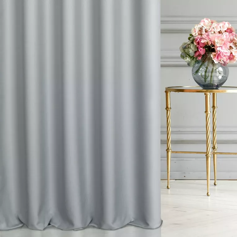 Zasłona szyta na taśmie 5 cm stalowa z miękkiej tkaniny w drobny wzór jodełkowy