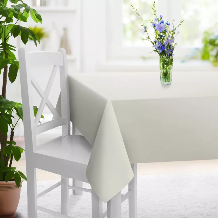 Obrus na wymiar naturalny z tkaniny welwetowej zaciemniającej w 100%