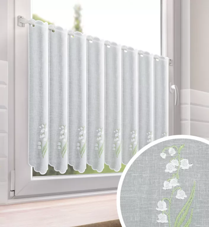 Tkanina firanowa zazdrostka zdobiona haftem wiosennym