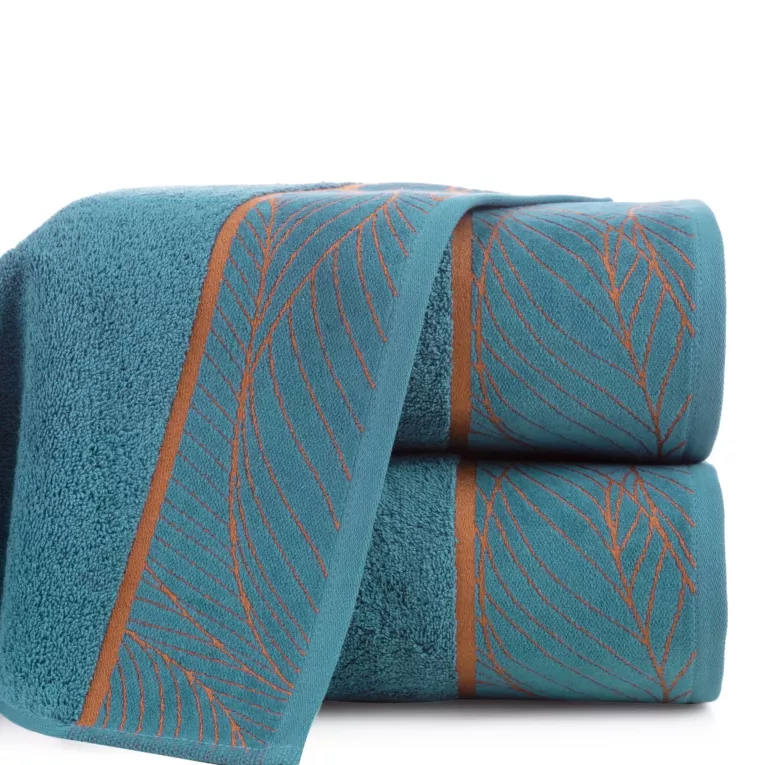 LIMITED COLLECTION ręcznik z miękkiej bawełny LOTOS 4 z welwetową bordiurą z dużym wzorem liści HARMONIA TURKUSU