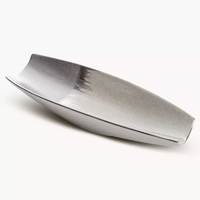 Patera ceramiczny MAX 2 łączący fakturę granitu z lśniącą powierzchnią