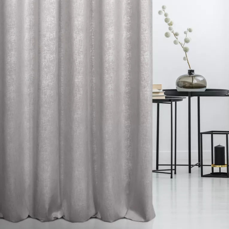 Zasłona szyta na flexach beżowo srebrna z miękkiej półmatowej tkaniny welwetowej z metalicznym nadrukiem