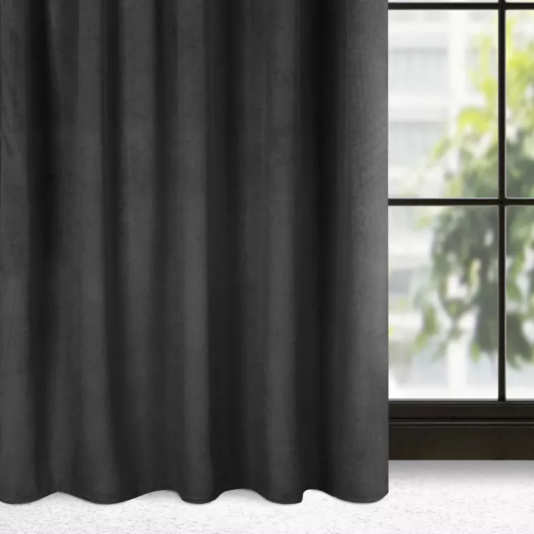 Zasłona MADLEN z gładkiego i miękkiego welwetu