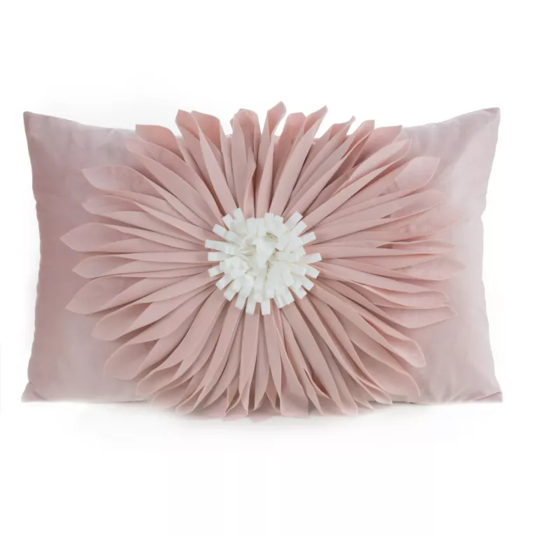 Poszewka na poduszkę 30 x 50 cm z welwetu kolor pudrowo, kremowy zdobiona dużym kwiatem 3D FLORES 3