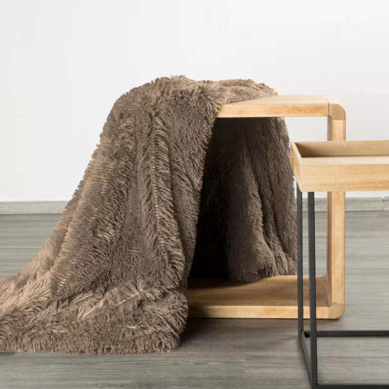 Koc o strukturze miękkiego futra 170x210 cm ciemnobeżowy TIFANY 1 Design 91