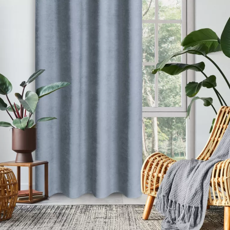 Zasłona niebieska z tkaniny welurowej 260x270 cm przelotka - Dora