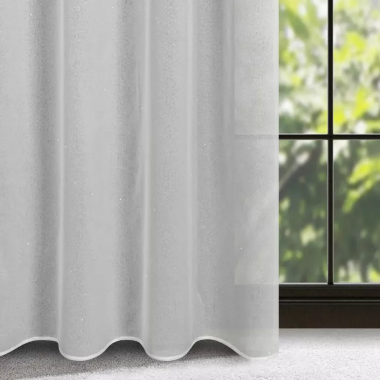 Firana biała o strukturze deszczyku z błyszczącą nicią 140x250 cm przelotka - KEJTI