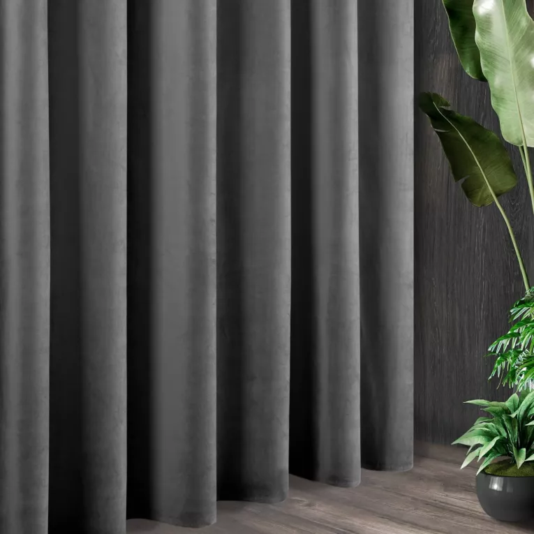 Tkanina zasłonowa, miękki i delikatny welwet z delikatnym połyskiem