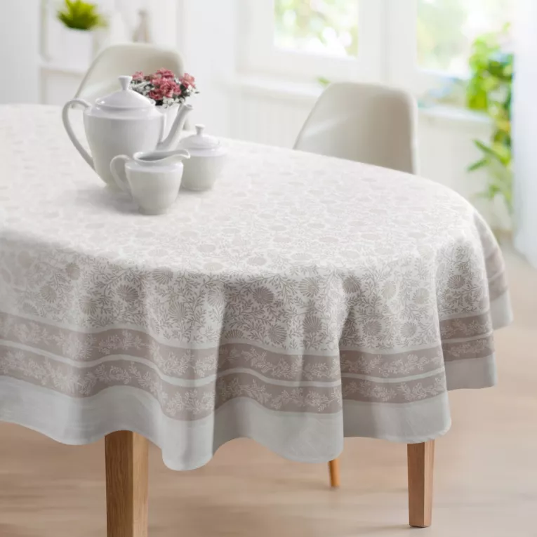 Obrus owlany beżowo, naturalny 140x180 cm SUMMER 10 zdobiony nadrukiem delikatnych gałązek