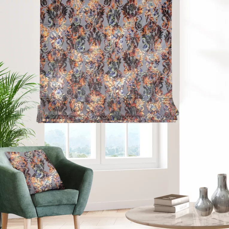 Roleta rzymska CARMEN1 wielokolorowa z grubej tkaniny welwetowej o kolorowym ornamentowym wzorze