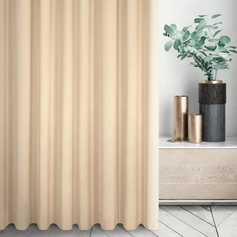 Zasłona szyta na taśmie 5 cm szampańska z tkaniny strukturalnej z delikatnym połyskiem