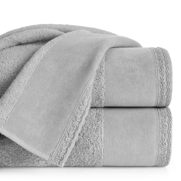 Ręcznik kąpielowy 50x90 cm bawełniany kolor srebrny z koronkową bordiurą 500 g/m2 EMI