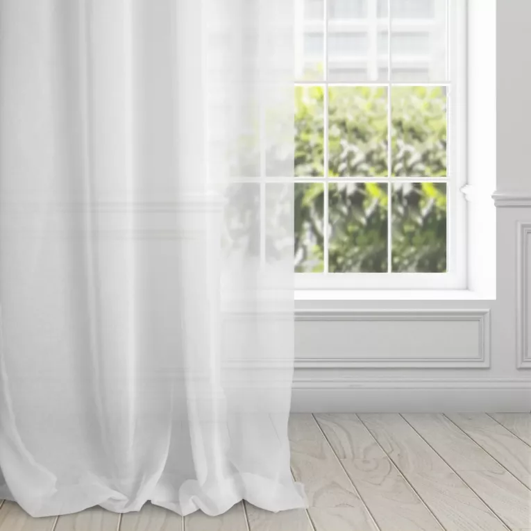 Firana DAPHNE zdobiona srebrnym haftem oraz pomponami