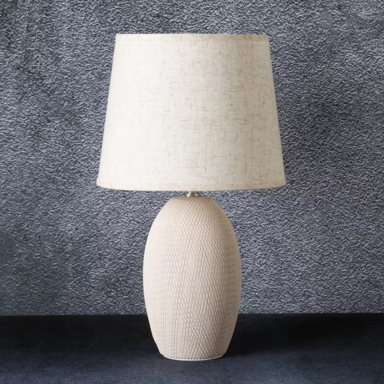 Lampka ceramiczna dekoracyjna HANIA zdobiona wytłaczanym wzorem