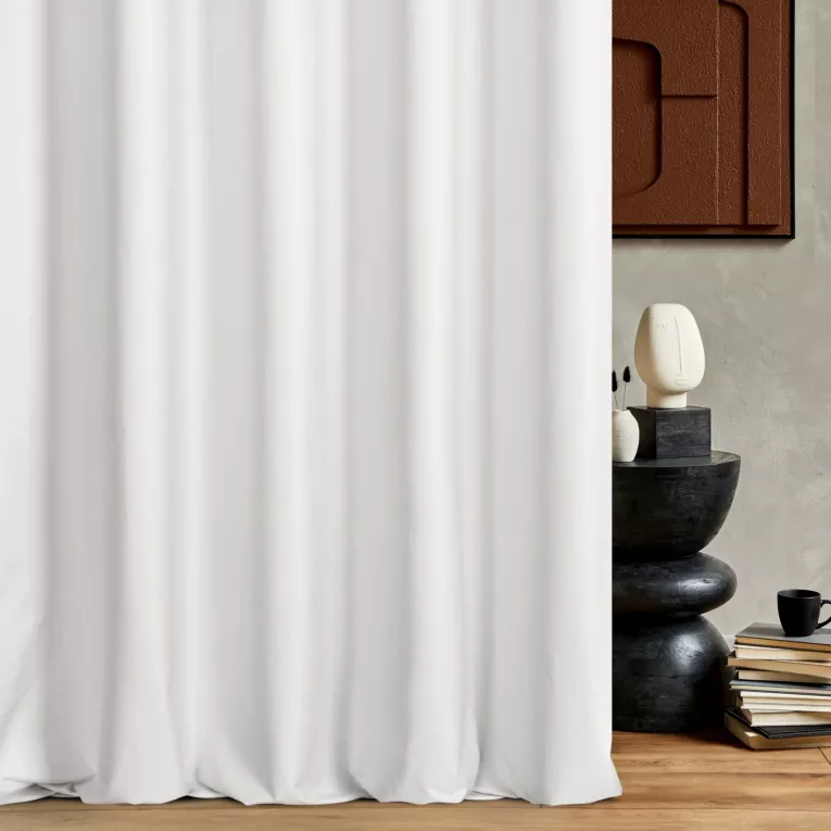 Zasłona szyta na taśmie 5 cm kremowa z dwustronnej tkaniny zaciemniającej 100% blackout