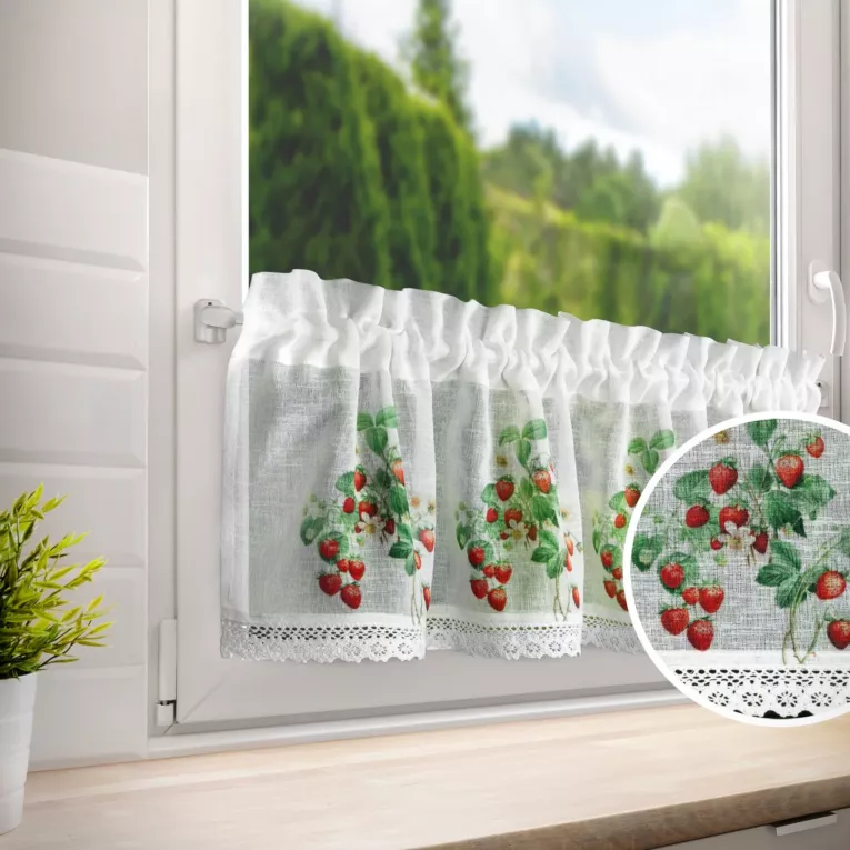 Zazdrostka biało, zielona z etaminy zdobiona nadrukiem truskawek i koronką 30x150 cm KSENIA