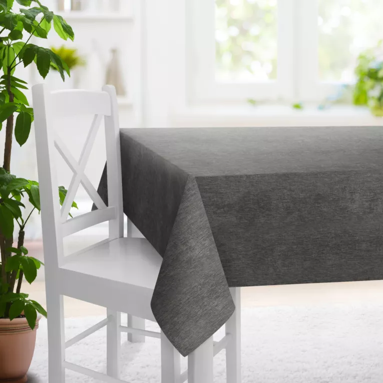 Obrus na wymiar grafitowy z tkaniny o szenilowej strukturze