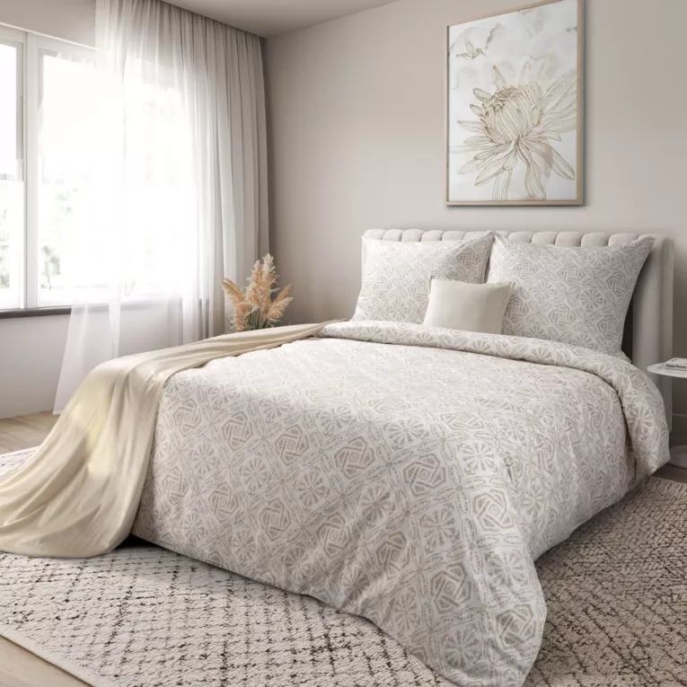 Pościel 220x200 cm komplet 3 częściowy satyna bawełniana kolor ciemnobeżowo, biały zdobiony ornamentem roślinnym SPRING 100