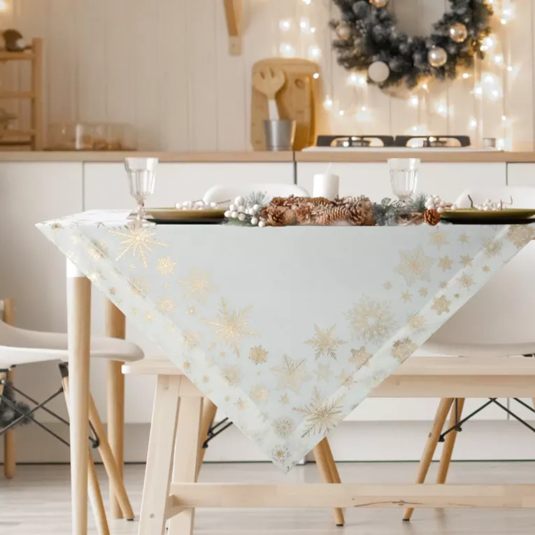 Obrus na stół biało, szampański 85x85 cm welwetowy JOY w śnieżynki