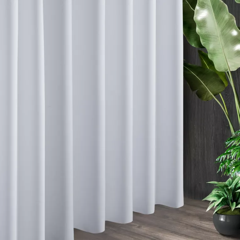 Tkanina zasłonowa o miękkiej, welurowej strukturze