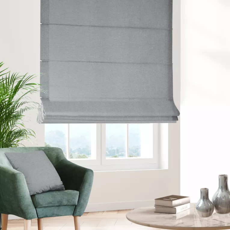 Roleta rzymska szara tkanina zaciemniająca, strukturalna typu dimout