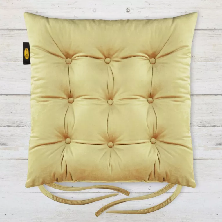 Poduszka na krzesło 40 x 40 x 6 cm dwustronna welwetowa jasnozłota z dziewięcioma pikowaniami