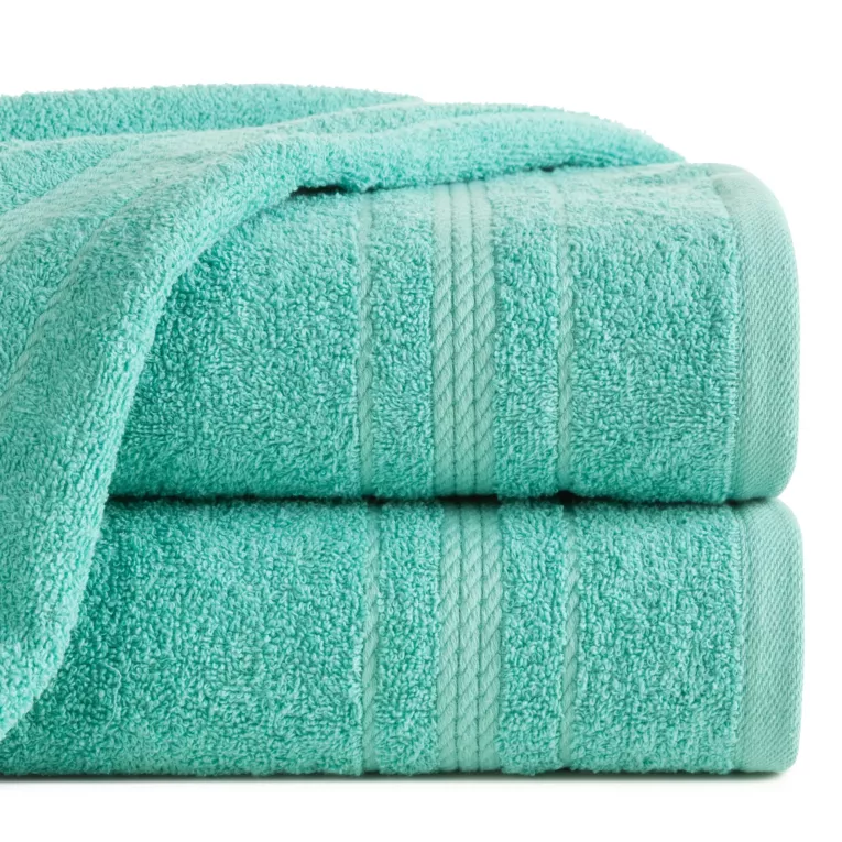 Ręcznik kąpielowy 70x140 cm bawełniany kolor miętowy z delikatną bordiurą w formie sznurka 450 g/m2 ELMA