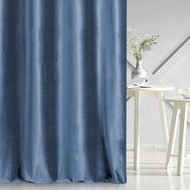 Zasłona szyta na flexach GEMMA granatowa ze szlachetnej grubej tkaniny welwetowej o gramaturze 400g/m2