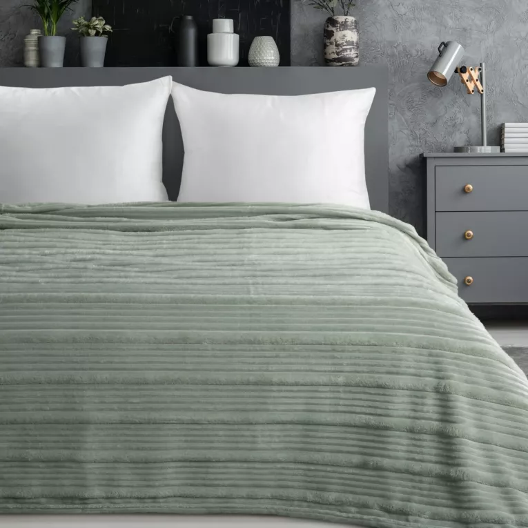 Koc 150x200 cm szałwiowy, typu flano z wzorem 3D NINA