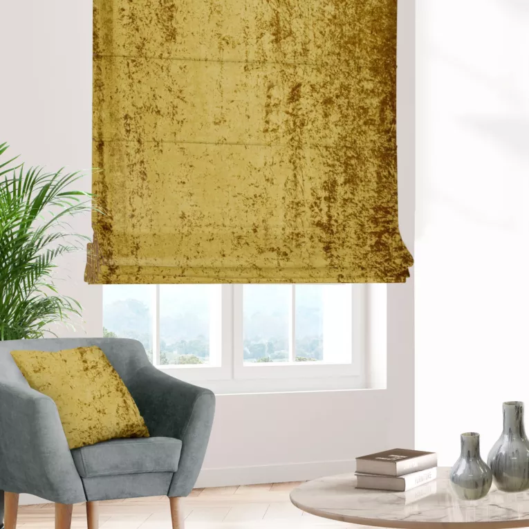 Roleta rzymska złota z miękkiej tkaniny welwetowej z efektem kreszowania
