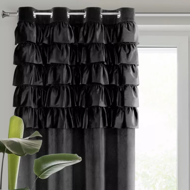 Zasłona welwetowa czarna zdobiona falbanami 140x250 cm przelotka - AURA