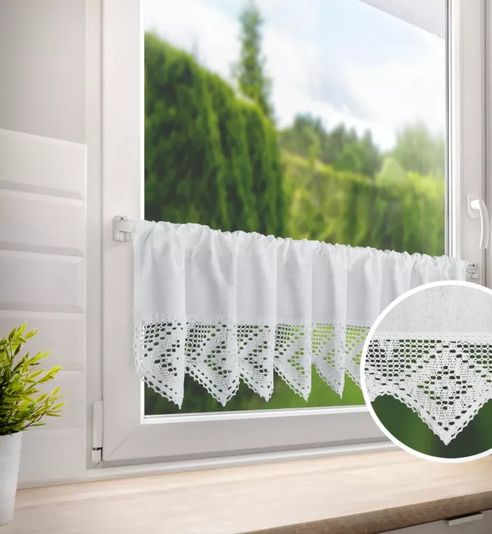 Zazdrostka biała z tkaniny z przewagą bawełny zdobiona koronką 150x30 cm ISAAC