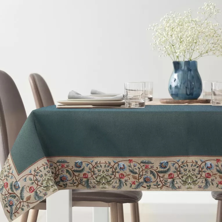 Obrus na stół zielono, beżowy 140x180 cm gobelinowy zdobiony żakardowym wzorem drzewka