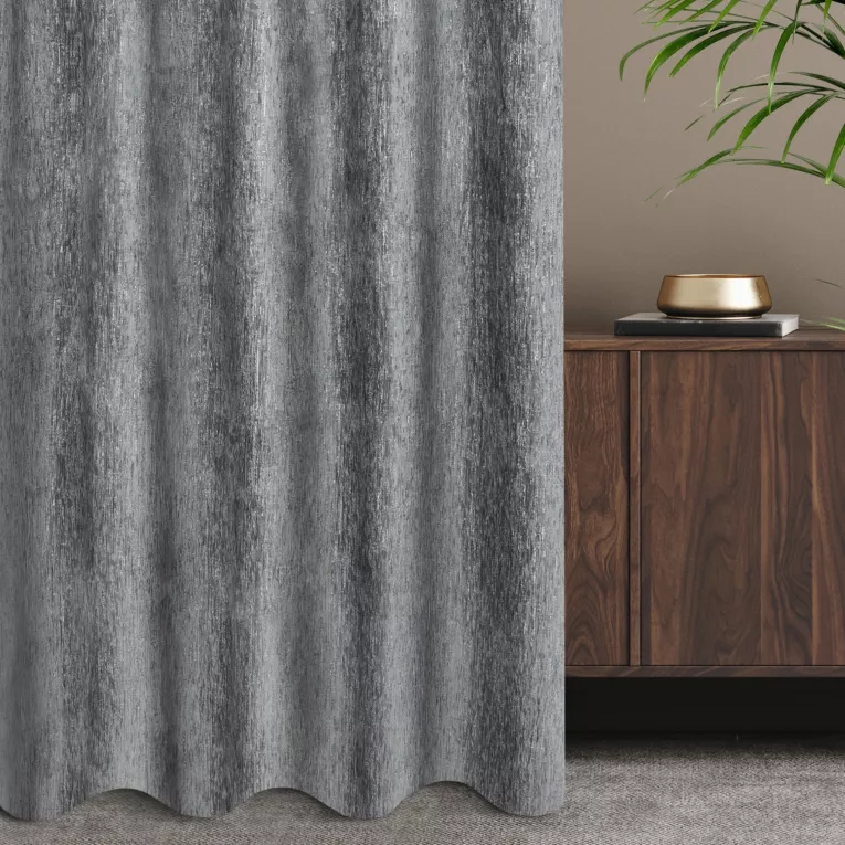 Zasłona szyta na flexach grafitowo srebrna z miękkiej, szenilowej tkaniny w prążki Italissima Eva Minge