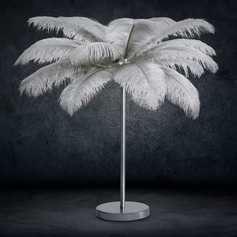 Lampa stojąca do salonu srebrna FERI na metalowej podstawie z niezwykle efektownym abażurem z naturalnych strusich piór