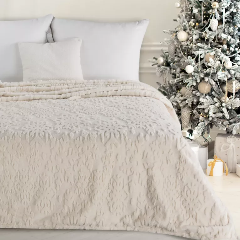 Koc 150x200 cm kremowo, złoty z wytłaczanymi śnieżynkami BLINK 2