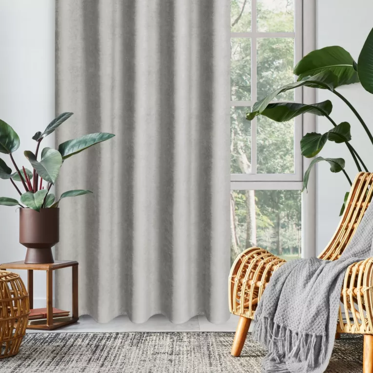 Zasłona ciemnosrebrna z tkaniny welurowej 200x240 cm szerokość po zmarszczeniu fala 1:2 Dora