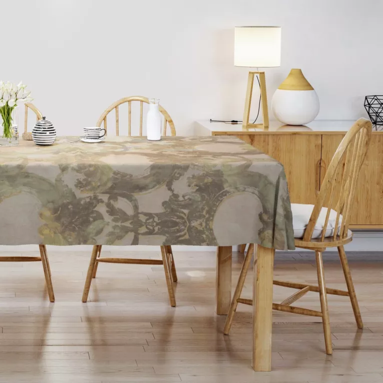 Obrus szyty beżowo złoty z eleganckiej welwetowej tkaniny, pokryta pięknym, nowoczesnym ornamentem Italissima Eva Minge