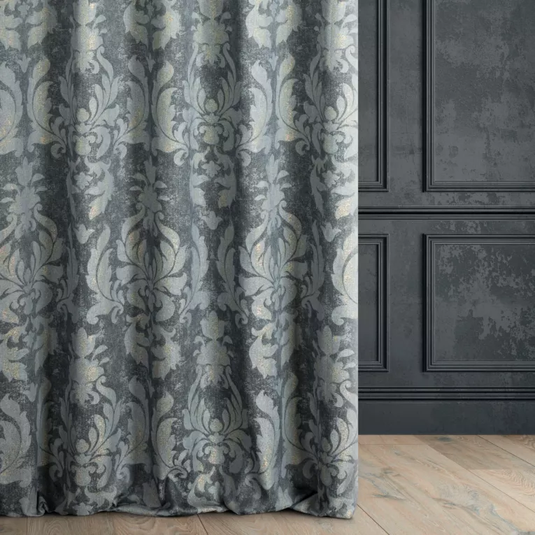 Zasłona szyta na taśmie 5 cm niebiesko złota z miękkiej tkaniny w ornamentowy wzór