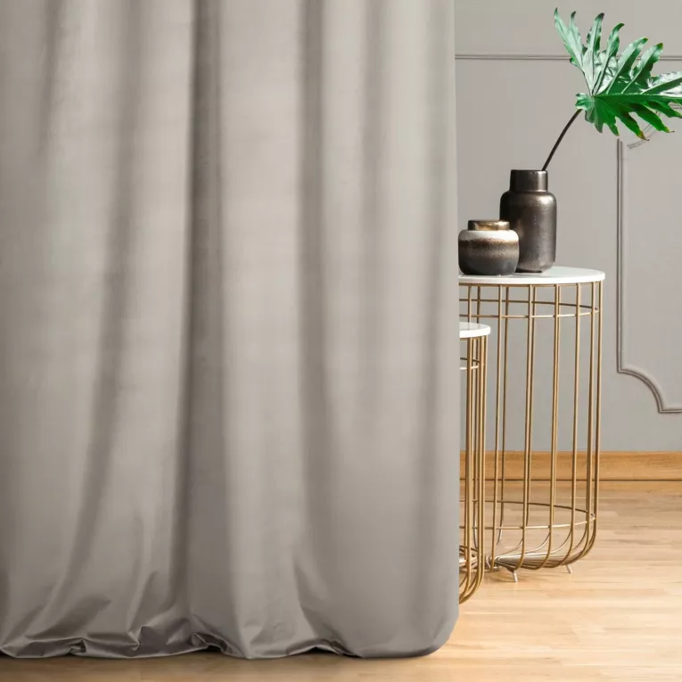 Zasłona szyta na flexach ENYA ciemnobeżowa z miękkiej półmatowej tkaniny welwetowej