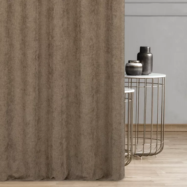 Tkanina zasłonowa miękka, szenilowa, o strukturalnym splocie i delikatnym połysku