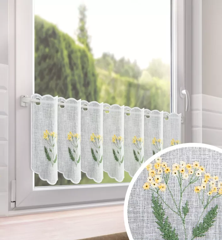 Tkanina firanowa zazdrostka zdobiona haftem roślinnym